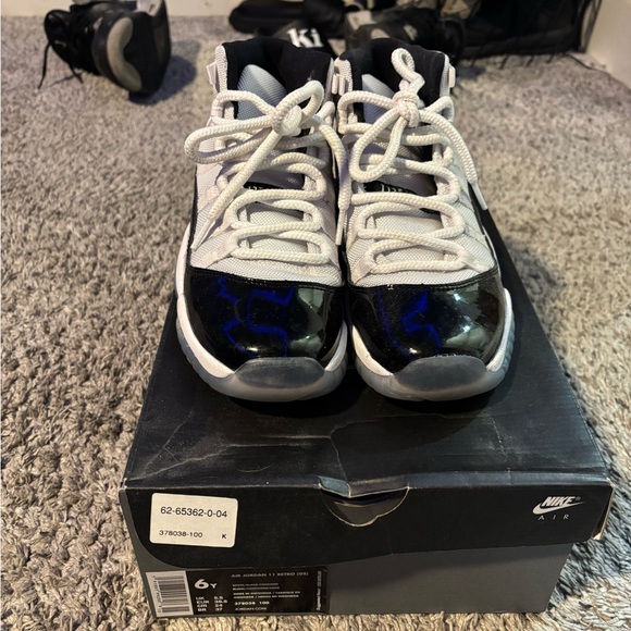 Jordan Retro 11s